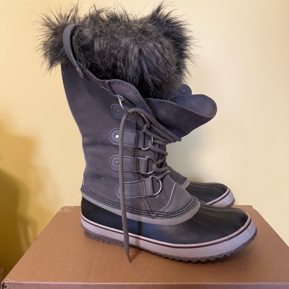 Sorel Joan of Arctic size 10 - Picture 3 of 6